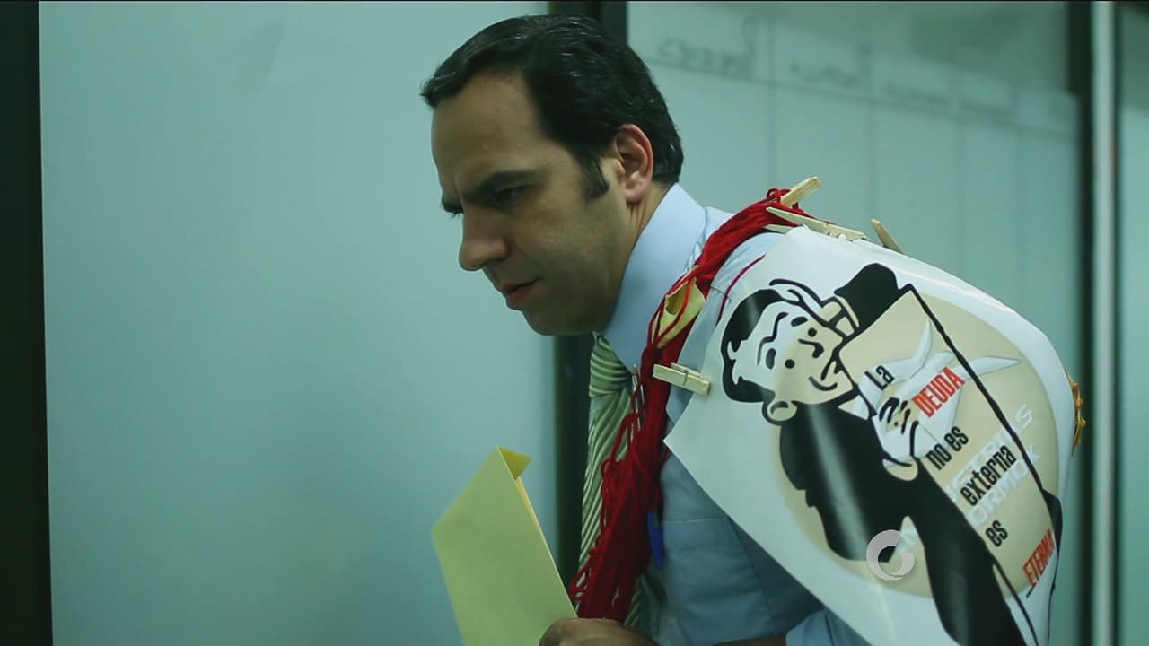 Y justo cuando estaba más listo para mostrar su inteligencia, Toño descubrió que sólo fue una mala broma de su jefa.