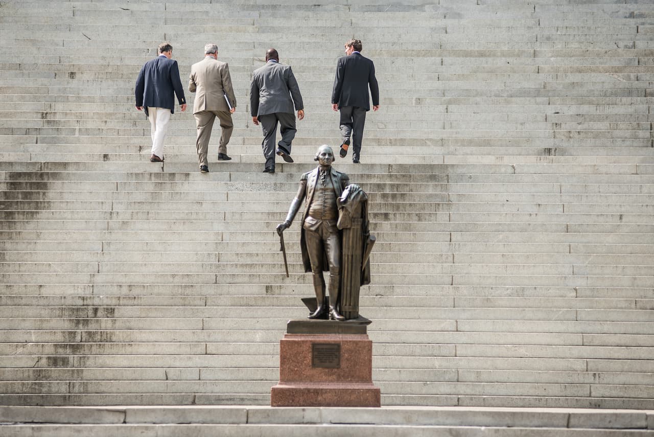 Apenas 4% de los legisladores de EEUU es latino