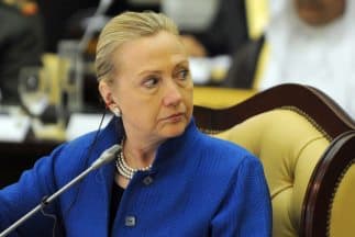 Hillary Clinton, la que fuera la dura rival de Barack Obama en las primarias de 2008, mantiene uno de los índices de popularidad más altos del Partido Demócrata.