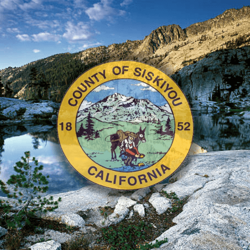 3. El 
<b>Condado Siskiyou</b>, en el extremo norte del estado, en la frontera con Oregon, es el tercer condado en todo California con los salarios más bajos. Aquí los trabajadores tienen ingresos promedio de 
<b>$47,403</b> anuales.