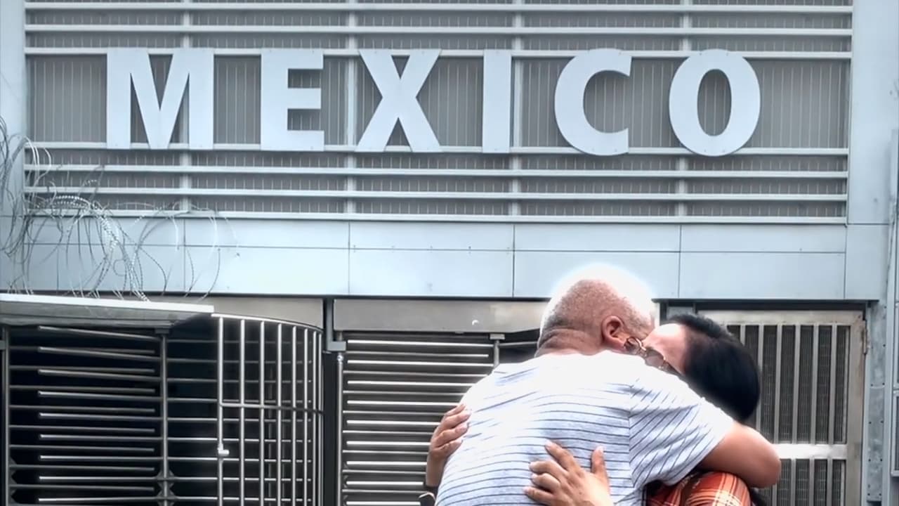 “Ya no encontré a mi madre”: el regreso de una migrante a su país después de dos décadas sin documentos para viajar 