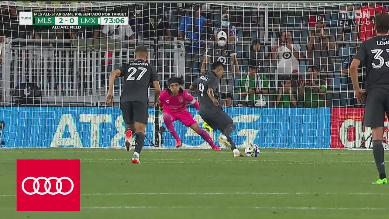 ¡Lo engaña por completo! Ruidíaz marca el 2-0 de la MLS de penal