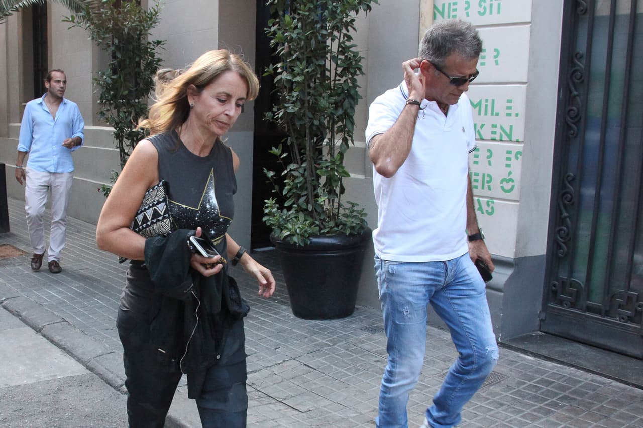 Los papás del futbolista sí acudieron a la fiesta.