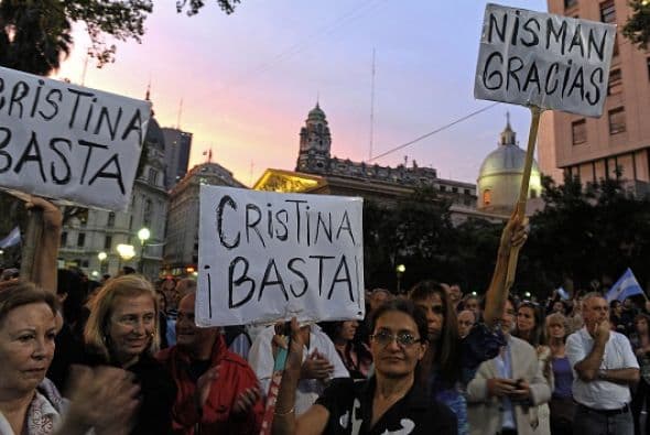 Desde que se supo que habían encontrado muerto a Nisman los opositores culparon directamente a la presidenta Kirchner.