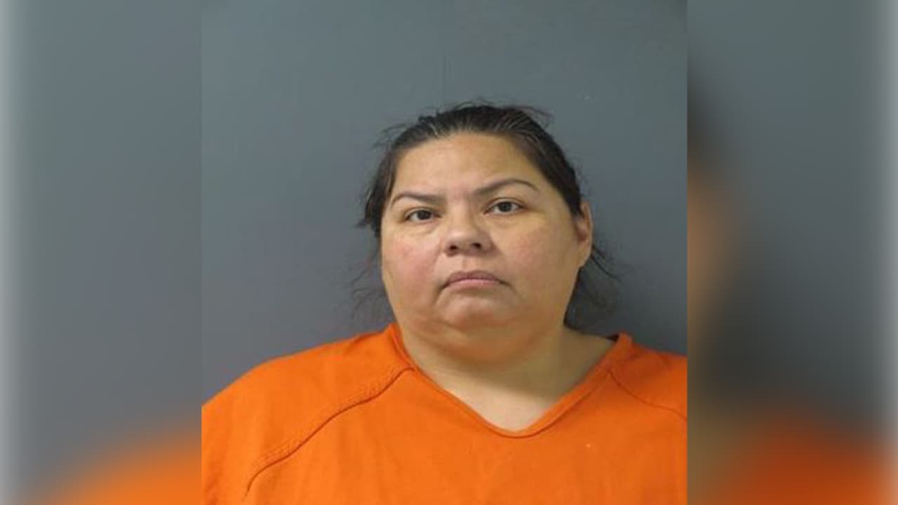 Diana Rios Garzoria enfrenta cargos por evadir arresto.