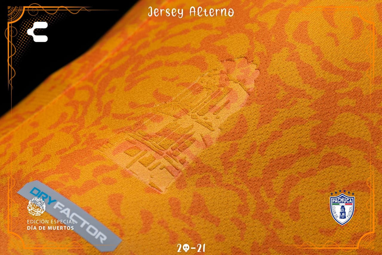 Flor de cempasúchil para este estampado.