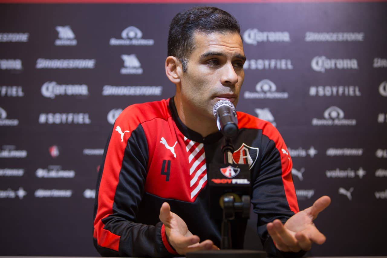 Rafael Márquez critica juegos del Tri en fechas no oficiales y apoya a Chivas