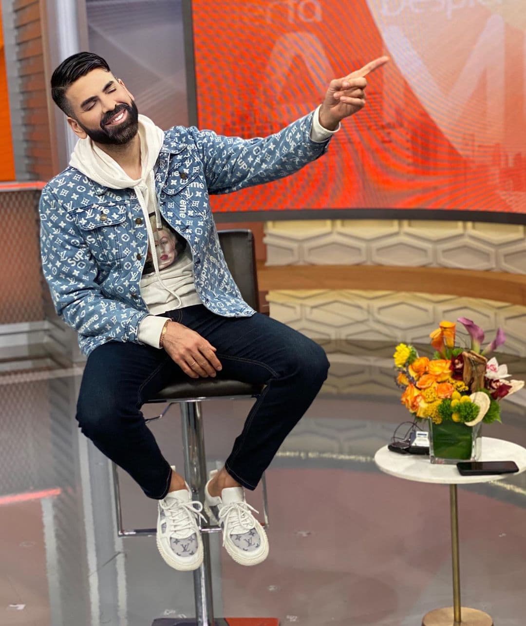 Así de contento se pone Jomari cuando comienza la sección favorita de muchos de nuestros televidentes.