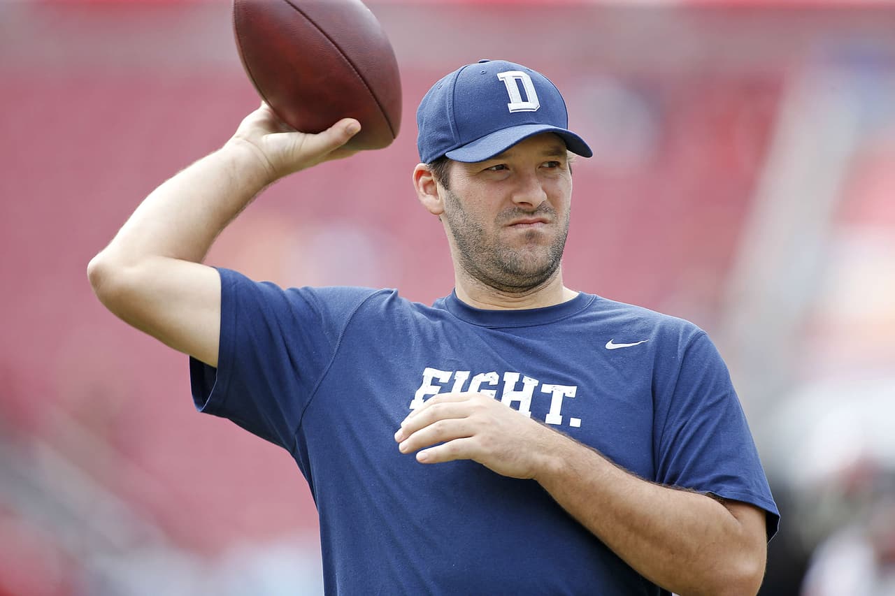 Tony Romo será evaluado día a día pero sin duda es titular de Dallas contra Miami