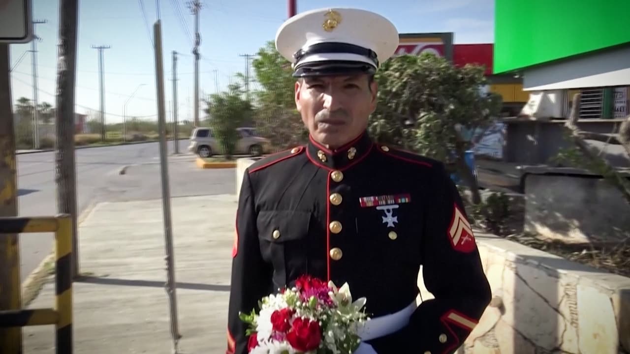 Un veterano de Estados Unidos viaja cada 14 de febrero a México en busca de una mujer de la que se enamoró hace más de 30 años. Se ha convertido en un símbolo del amor para los residentes de Nuevo Laredo. 
<a href="https://www.univision.com/noticias" target="_blank">Sigue las últimas noticias en Univision. </a>