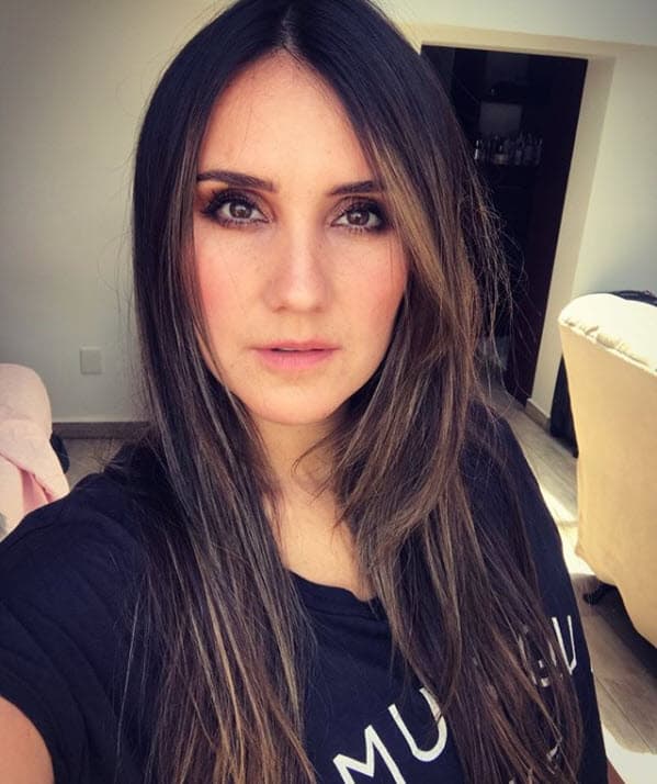 No fue la única consecuencia por la que atravesó. El peso también ha sido un factor con el que Dulce María ha luchado tras convertirse en mamá. 
<br>