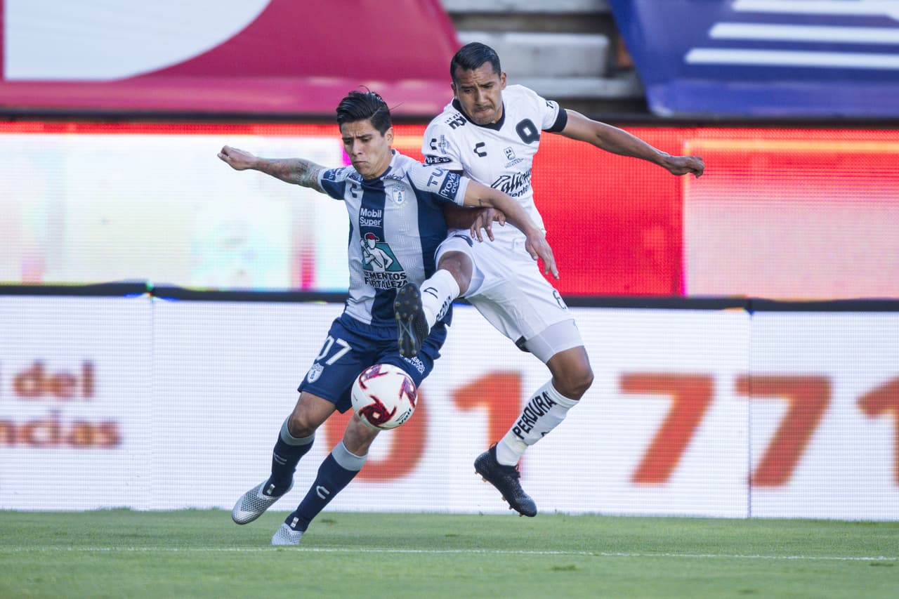 La presión de los Gallos comienza a ser un dolor de cabeza para el Pachuca.