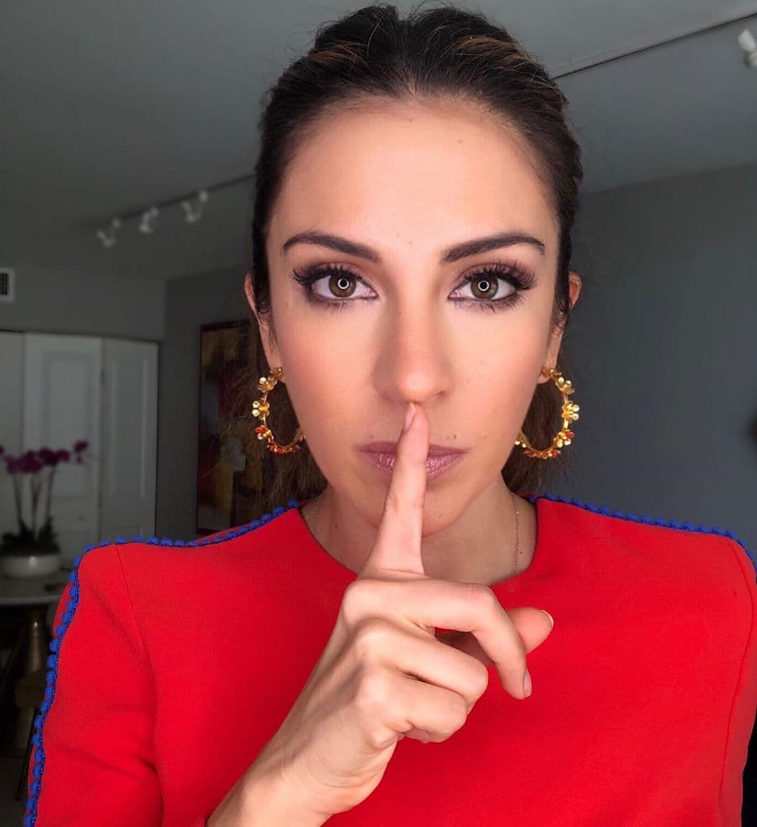 Maity Interiano recordó la importancia de la salud auditiva. ¿Tú has podido relajar más tus oídos durante esta cuarentena?