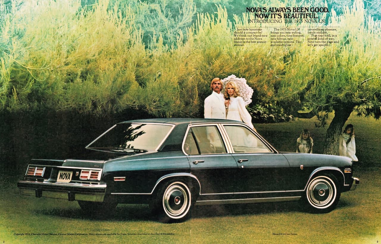 1.
<b>Chevrolet NOVA</b> 1961-1977.
<br>
<br>El nombre Nova fue utilizado designar el auto compacto de Chevrolet entre 1969 y 1977. Chevrolet Argentina tuvo el buen sentido de cambiar el nombre a Chevrolet Chevy cuando el auto fue vendido en ese país en los años 70. Sin embargo en Venezuela el nombre Nova 'si fue' utilizado. Y a pesar de haber sido objeto de la implacable chispa criolla venezolana, también fue un vehículo muy popular en ese país.