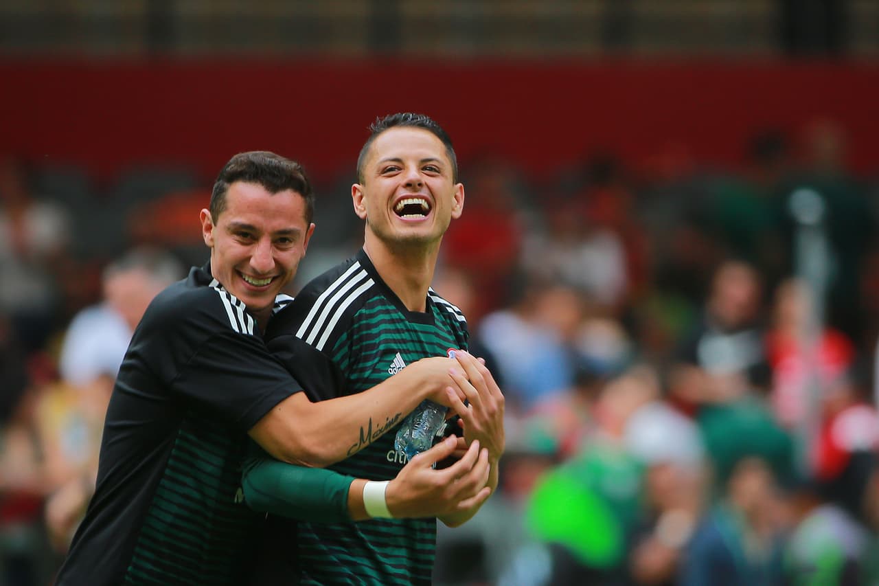 Guardado defiende a Chicharito: “Yo hubiera tomado la misma decisión”