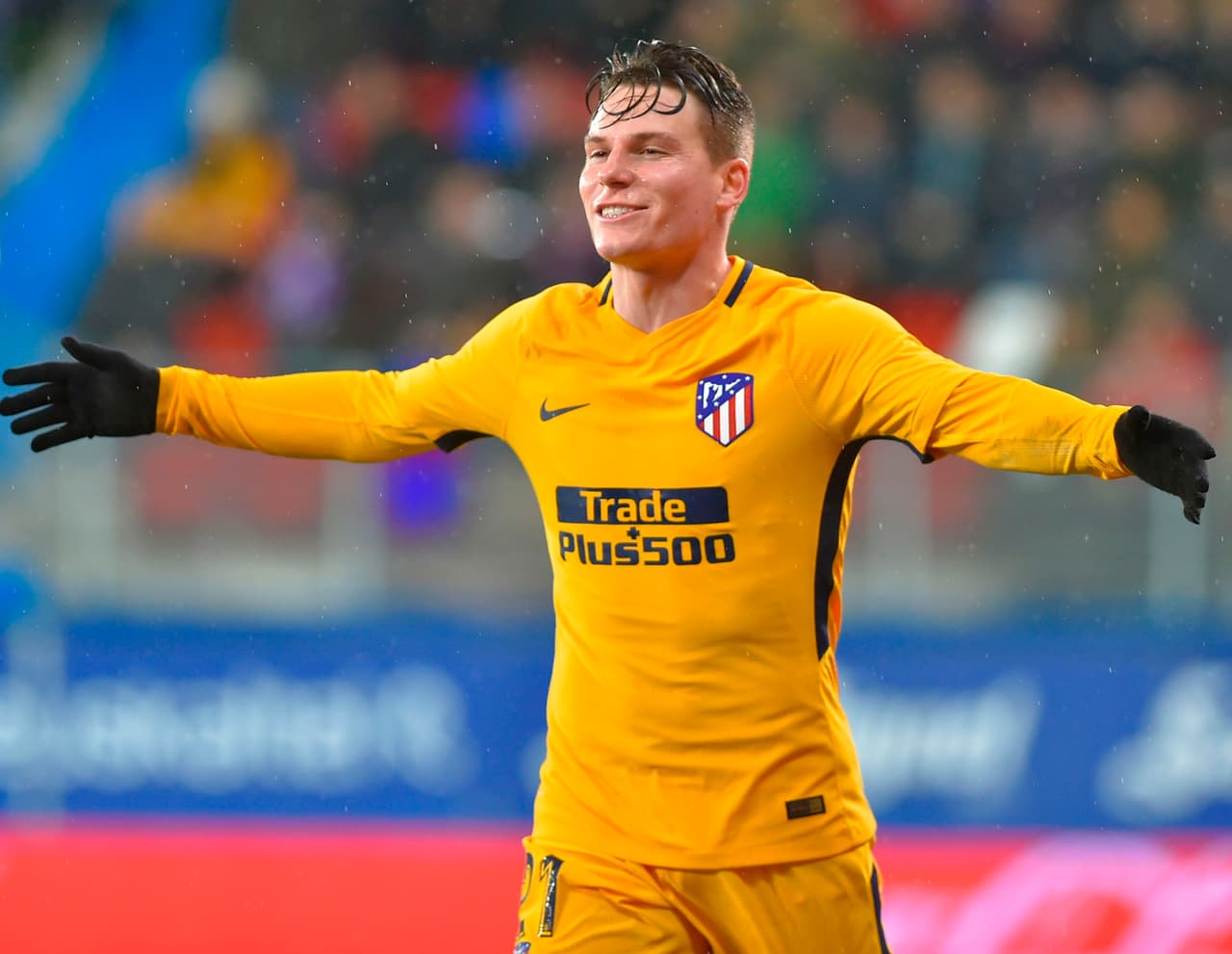 El delantero francés Kevin Gameiro parece que no tendrá muchas oportunidades en el Atlético de Madrid tras la llegada de Diego Costa. Se dice que Rafa Benítez lo pidió para el Newcastle.