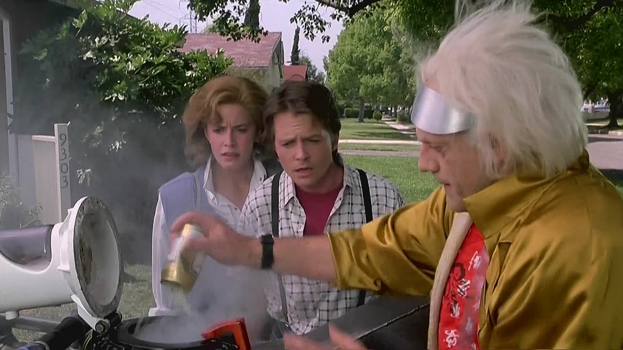 El auto de Doc Brown no usa gasolina, sino se alimenta de desechos. Imagina si eso fuera ya realidad...