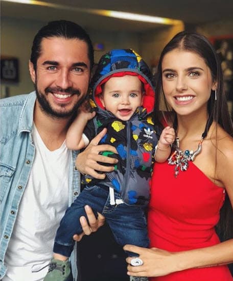 Desde hace dos semanas, la pareja comenzó a verse envuelta en rumores. Estos apuntaban a que su matrimonio había terminado.