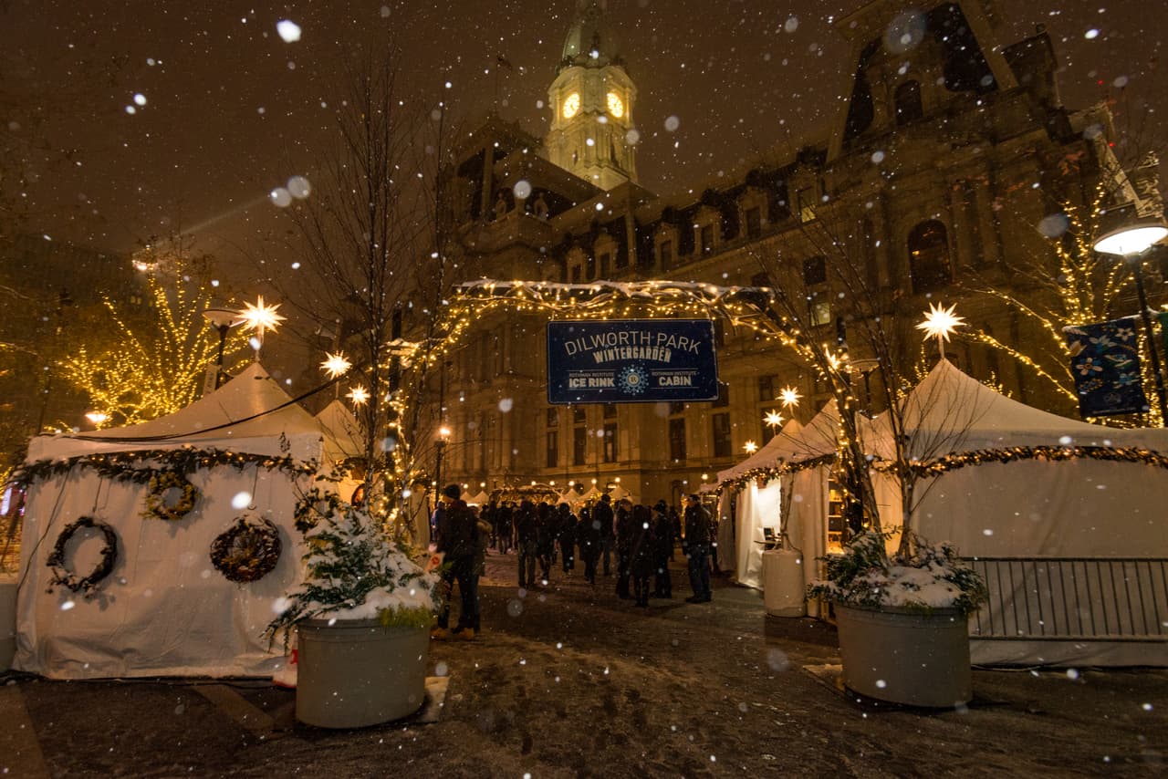 El Christmas Village de Filadelfia es un paraíso para las compras, apoyo al comercio local y artesanal.