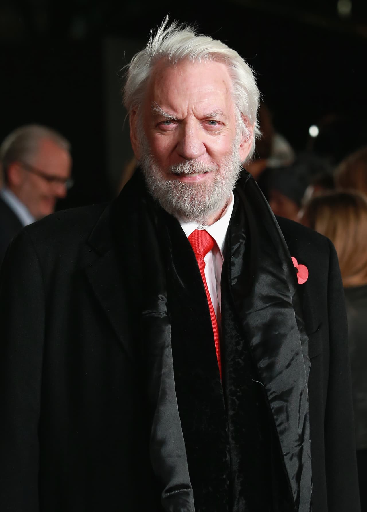 Y el temido presidente Snow, Donald Sutherland, tampoco podía faltar.