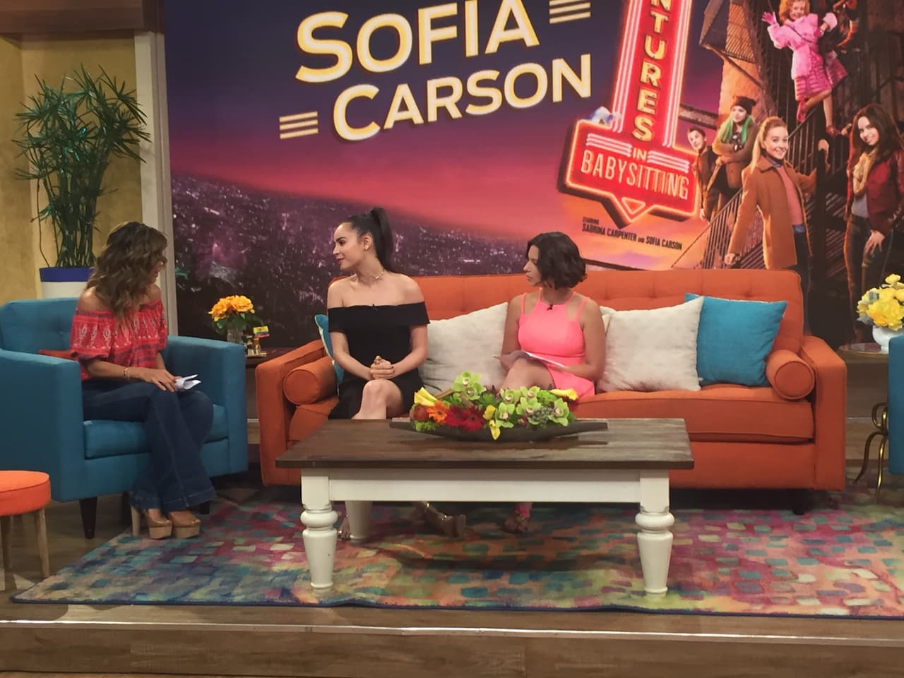 Sofia está triunfando en grande y llegó para platicar de su reciente película 'Adventures in Babysitting'.