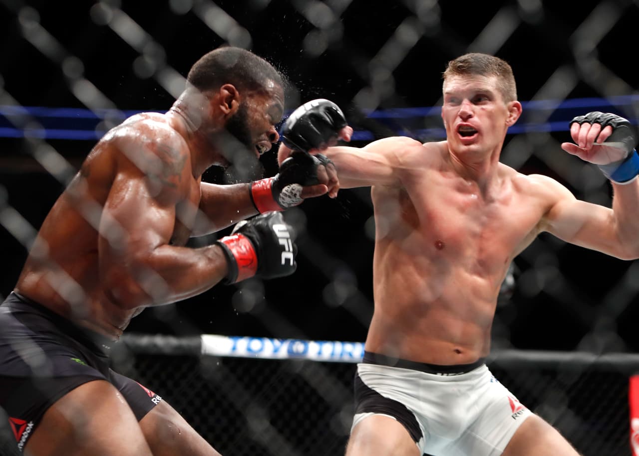 El estilo de karate de Stephen Thompson no fue suficiente para arrebatarle el cetro welter a Tyron Woodley.