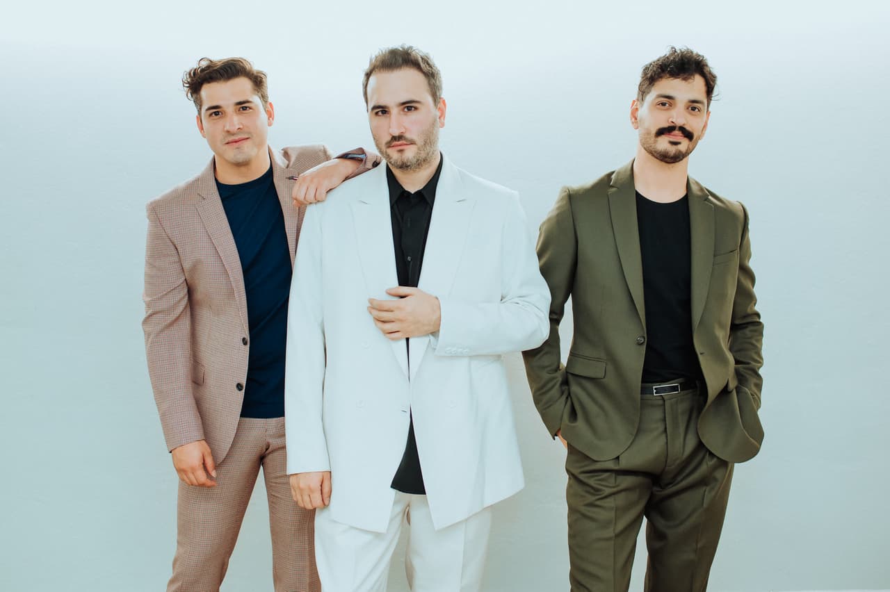 <b>'20-21' </b>es el nombre del álbum por el que 
<b>Reik está nominado en esta categoría</b>. Además, el grupo mexicano compite en Colaboración del Año Pop, Grupo o Dúo - Pop, Canción del Año - Urbano/Pop y Remix del Año.