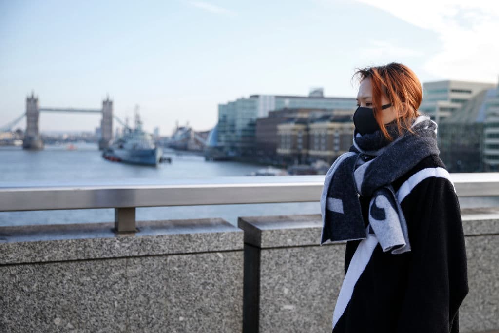 Esto es lo que se sabe hasta el momento del “supertransmisor” británico del coronavirus