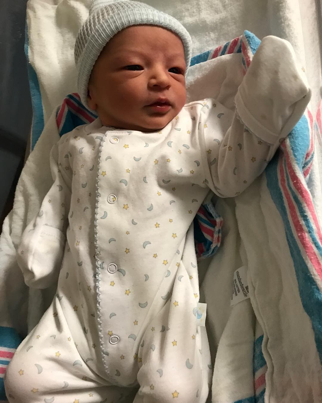 Gael Leonardo conoció a sus papás, Ana Patricia y Luis Carlos, el martes 10 de julio de 2018. Sin duda, el hijo menor de nuestra conductora llegó para complementar a la familia Martínez Gámez.
<br>