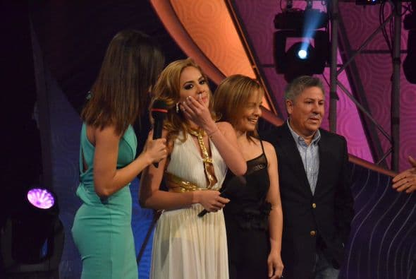 Las lágrimas no dejaban de fluir, pero como el show debe continuar, Fransuá se dispuso a escuchar las críticas del panel de expertos.