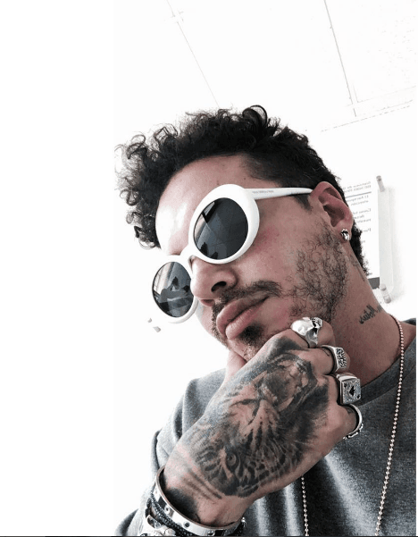 Después de su ruptura sentimental se ha mostrado muy reservado en su vida personal, tanto es así que llegó a rumorearse en los medios de la farándula que podría ser gay, algo que el cantante con buen sentido del humor dejó bien aclarado sin ningún tipo de homofobia ni sentimientos negativos. En el año actual existe una tendencia a la pareja después del mes de mayo en la que Balvin posiblemente nos sorprenda con el anuncio de un compromiso que en esta ocasión podría ser serio.