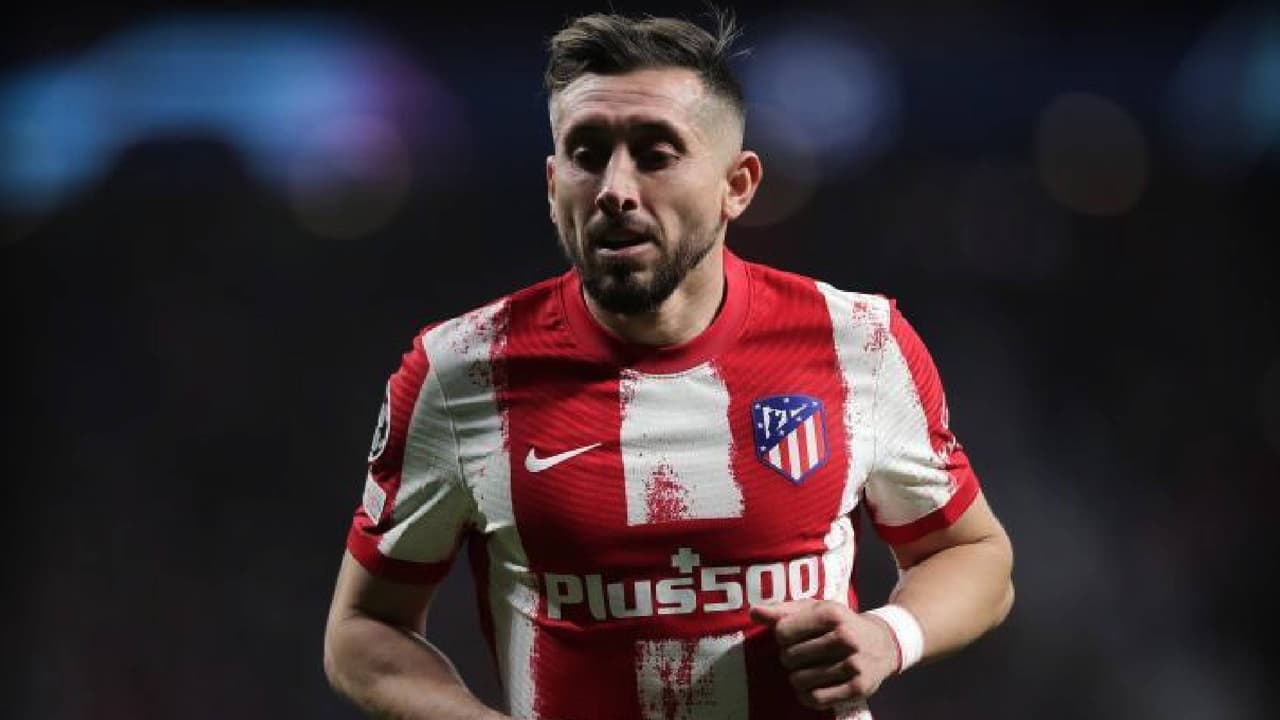 Héctor Herrera regresó a España para integrarse a su equipo y salió lesionado en el entrenamiento.