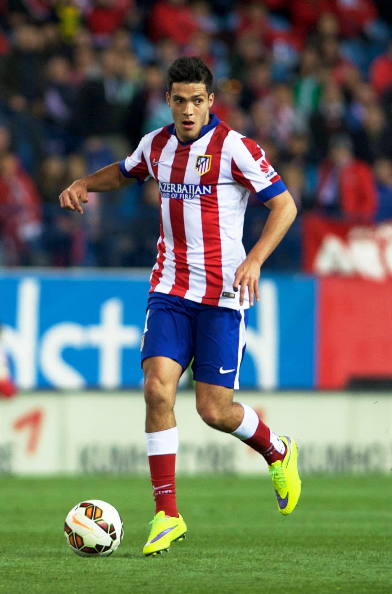 Raúl Jiménez es libre de elegir equipo