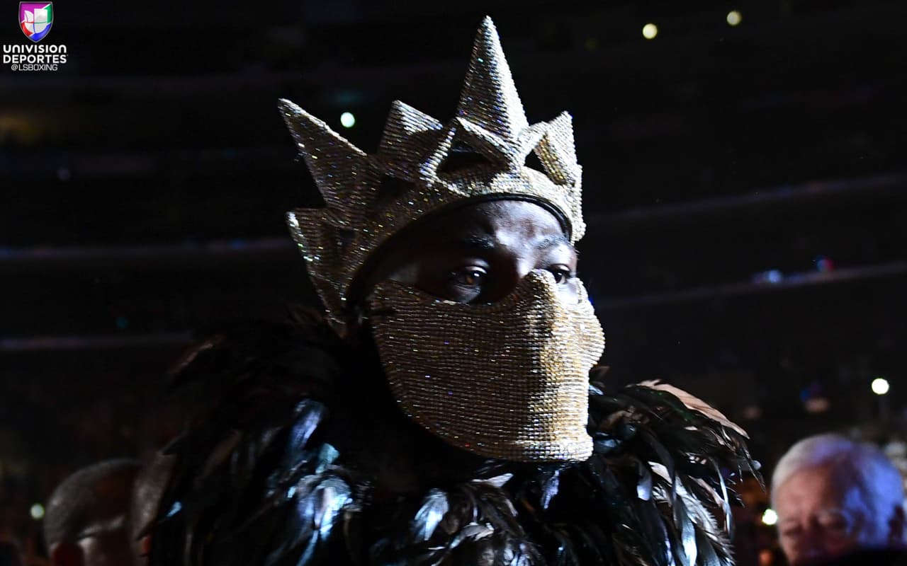 Tyson Fury y Deontay Wilder brindaron una pelea para la historia en el Staples Center de Los Ángeles. Wilder, monarca del CMB de peso completo, tiró en dos ocasiones al inglés, quien se levantó tras dominar la contienda con su elusivo boxeo. AL final, los jueces otorgaron un empate.