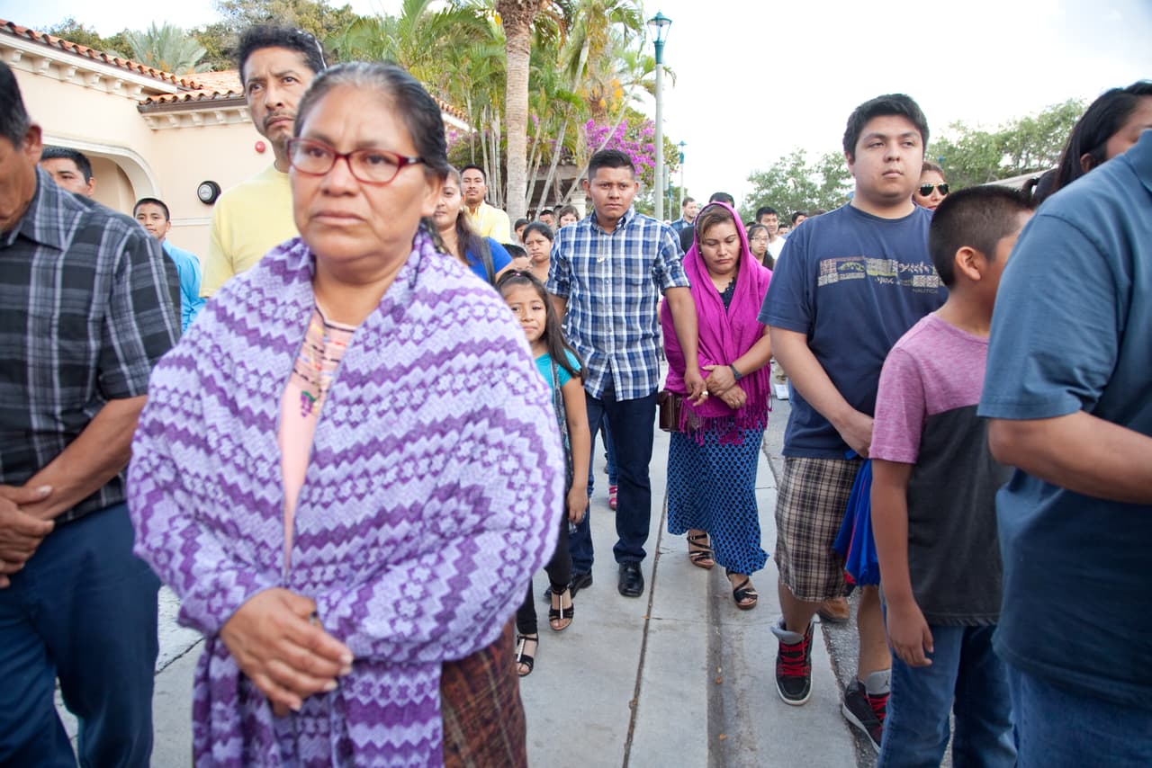Las autoridades estiman que 55,000 guatemaltecos viven en el condado de Palm Beach, al que pertenece Lake Worth. Buena parte de ellos trabaja en la agricultura y la construcción.