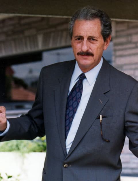 Jorge Lavat fue Roberto Villanueva, el padre de Beatriz (
<b><a href="http://www.univision.com/temas/thalia">Thalía</a></b>) dentro de la trama.