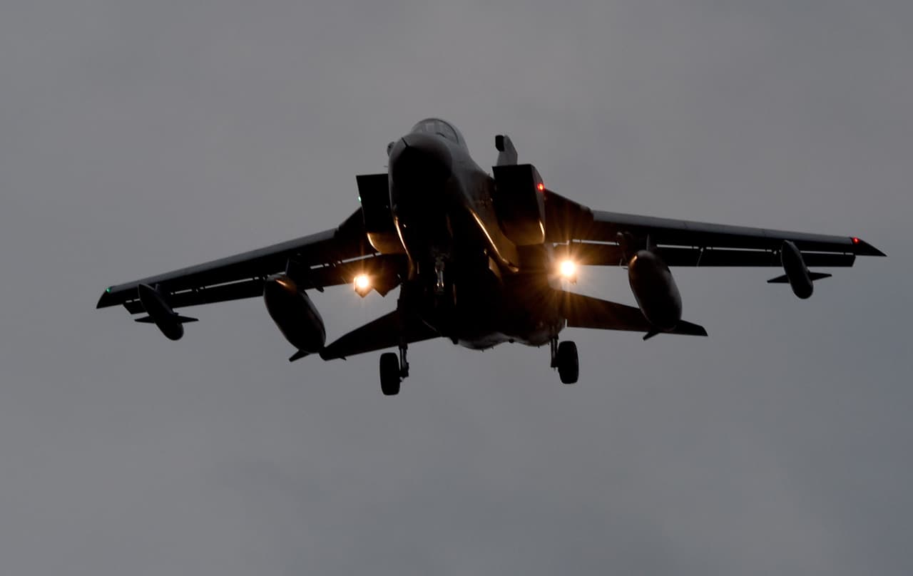 Parlamento alemán aprueba apoyo militar a alianza contra el Estado Islámico