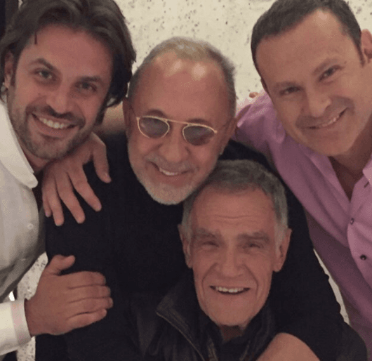 Feliz, lleno de enegía y orgulloso de acompañar a sus cachorros, como les decía de cariño a sus hijos.