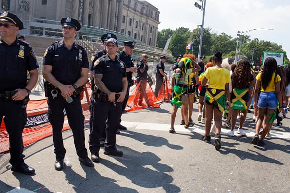 Inmigrantes de Jamaica y estadounidenses de origen jamaiquino asisten a la fiesta que celebra su cultura