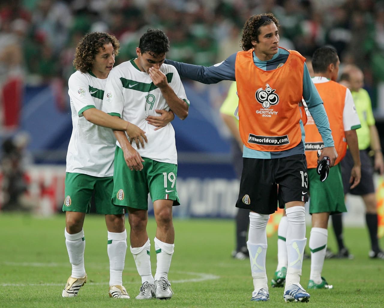 Con el 
<i>Tri</i>, Bravo dejó todo ese espíritu combativo y por eso se ganó el respeto de grandes emblemas del equipo, que lo reconocen como un crack.