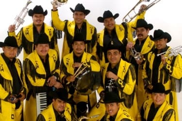 La banda Machos tiene agendada una presentación para el 18 de abril en Pioneer Village, en Selma. Hasta el minuto no hay información sobre cancelaciones, pero se evaluará en su momento.