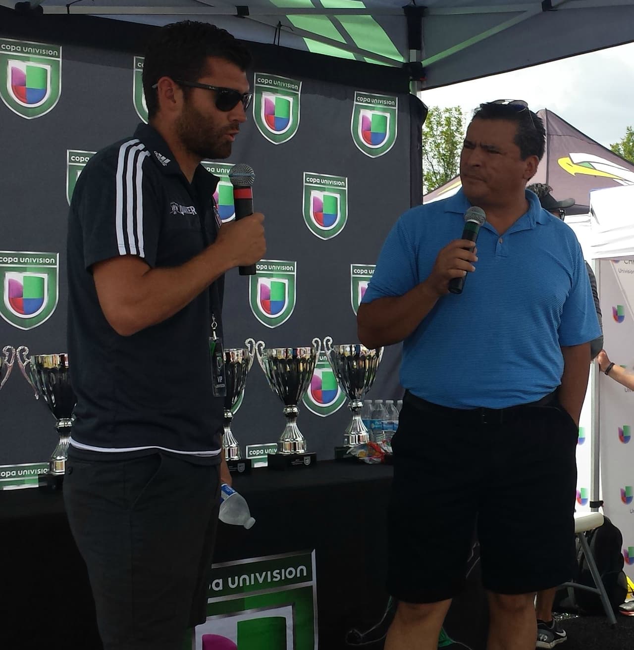Gonzalo Segares, ex jugador del Chicago Fire estuvo presente en Copa Univision Chicago 2015.