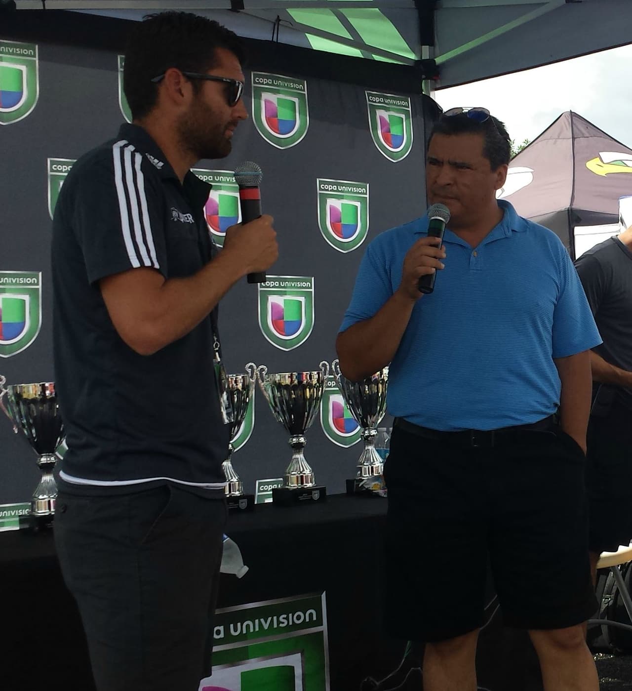 Gonzalo Segares, ex jugador del Chicago Fire estuvo presente en Copa Univision Chicago 2015.