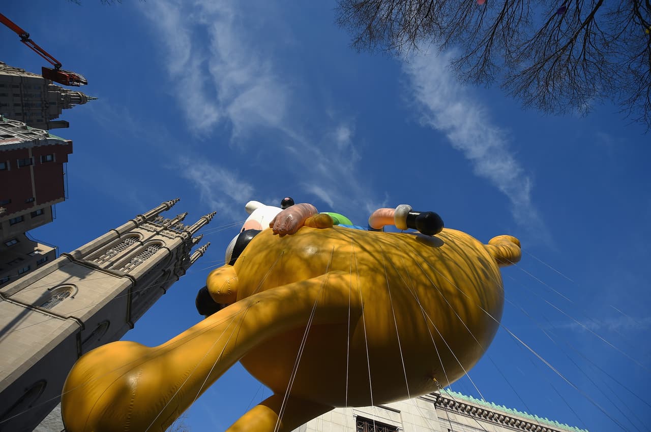 Al sumamente resguardado desfile acudieron cientos de personas y personalidades como Mariah Carey, Jordin Sparks y Shawn Mendes.