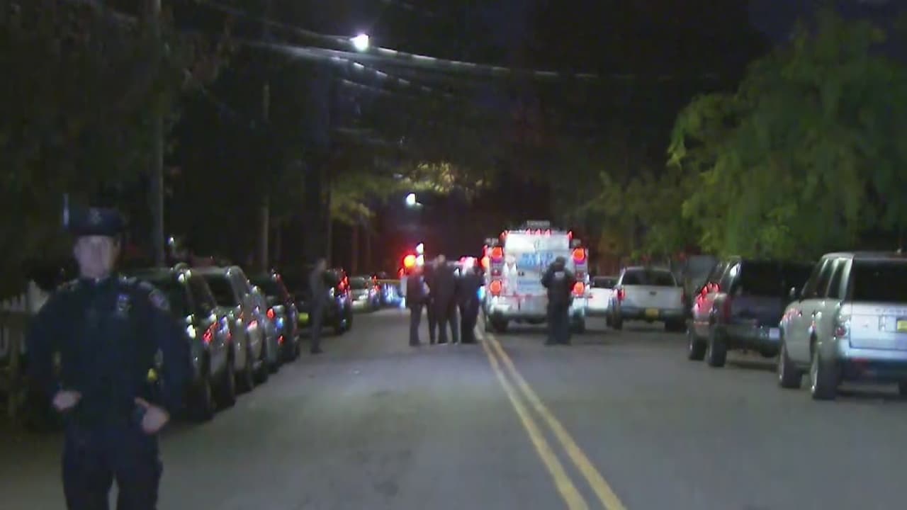 Madre es hallada muerta de un disparo en la cabeza en Staten Island