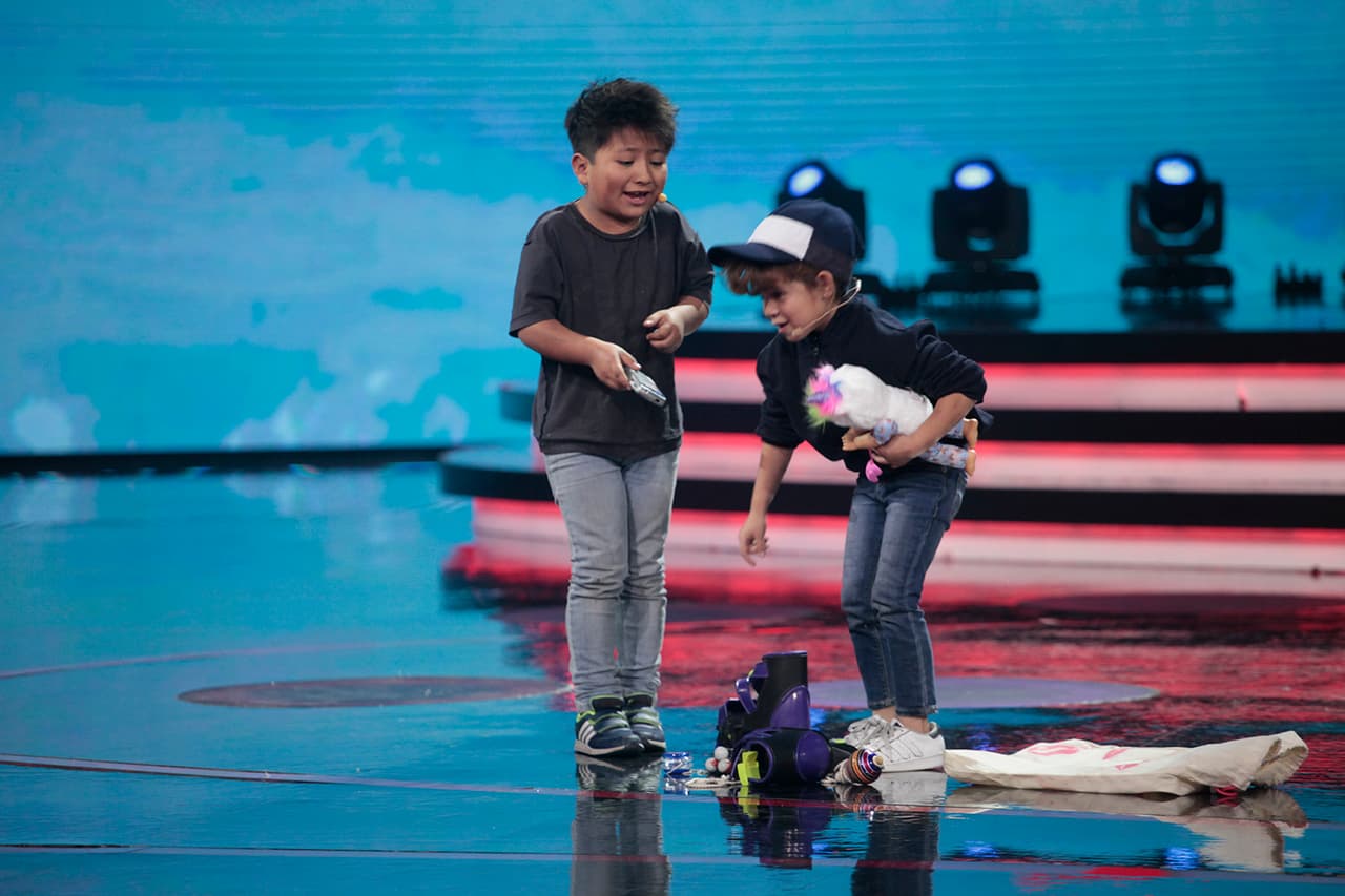 Danna era ‘Rosita Salvaje’, mientras mini Albertano representaba el papel de un amigo que quería jugar con ella en la ciudad perdida en la que vivía.