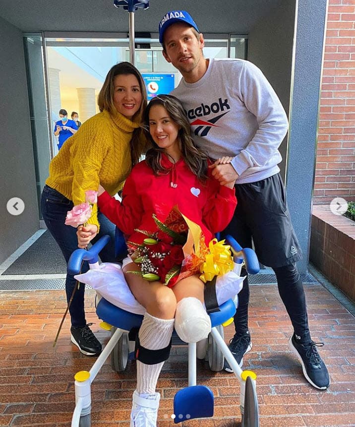 El caso de Daniella Álvarez ha traspasado las fronteras de su natal Colombia. Su actitud positiva y ganas de salir adelante 
<b><a href="https://www.univision.com/shows/el-gordo-y-la-flaca/asi-reacciono-daniella-alvarez-a-la-exigencia-de-su-novio-mientras-realizaba-su-terapia-tras-la-amputacion-video" target="_blank">han sido noticia</a></b> en diferentes países en donde se ha destacado su carácter y personalidad. 
<br>