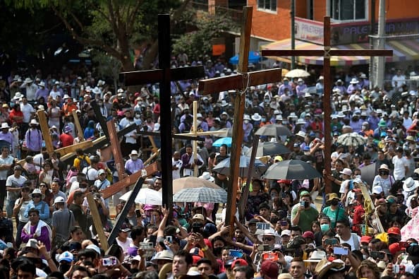 La escenificación de la Semana Santa en este lugar surgió a raíz de una epidemia de cólera, que azotó a la población en 1843, habitada entonces por unas 20,000 personas, en su mayoría indígenas.
<br>
<br>