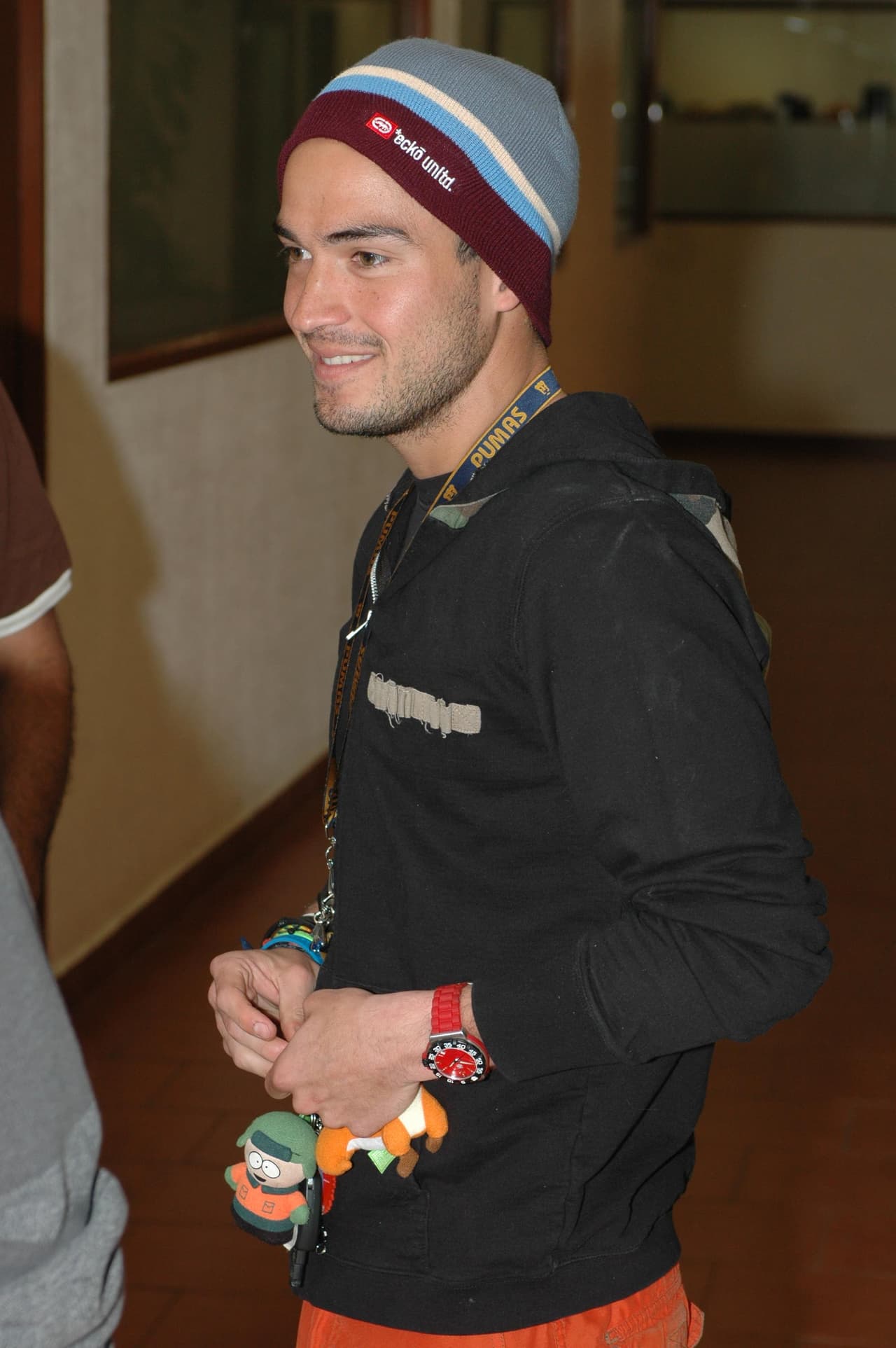 Poncho ya no ha hecho música pero sí ha seguido en la actuación, en cine.