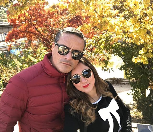 Ya tienen fecha para su unión: será en abril del año 2018, para planear todo con calma, ya que será una ceremonia muy íntima y no un festejo en grande, pues ese ya lo tuvo antes y ahora solo busca algo más tranquilo, declaró Sherlyn ante las cámaras de 'Televisa Espectáculos'.